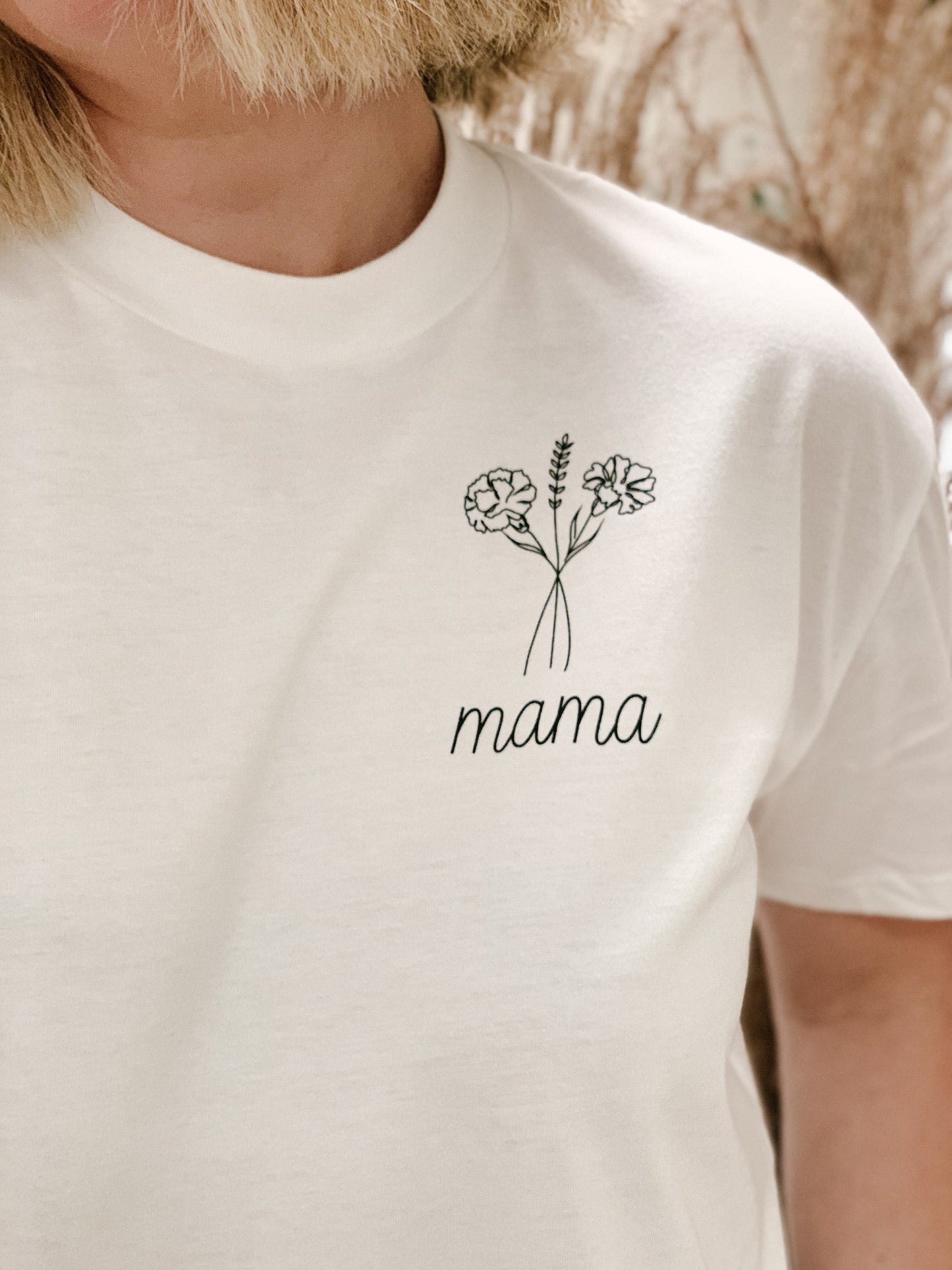 "Mama Carnation" Short Sleeved Cropped Shirt- WHITE